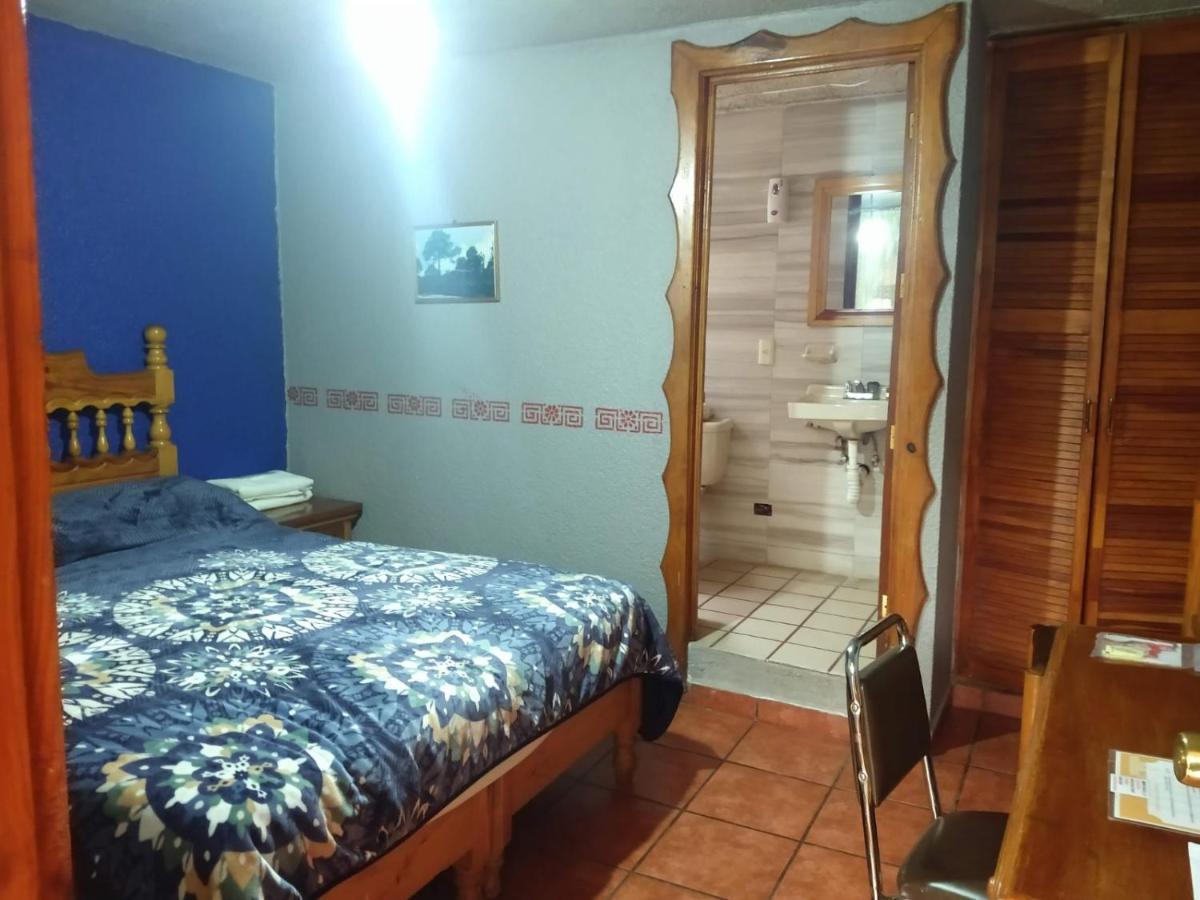 Hotel Plaza Mazamitla Buitenkant foto