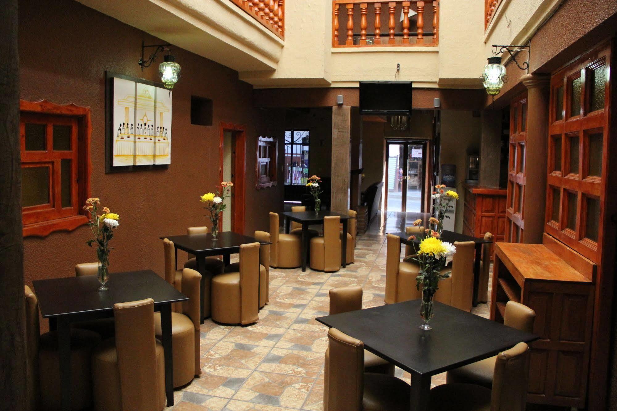 Hotel Plaza Mazamitla Buitenkant foto